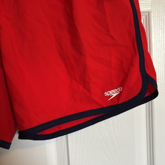 Speedo NWT men’s red and blue 5” inseam swim trunks size large - Picture 4 of 10